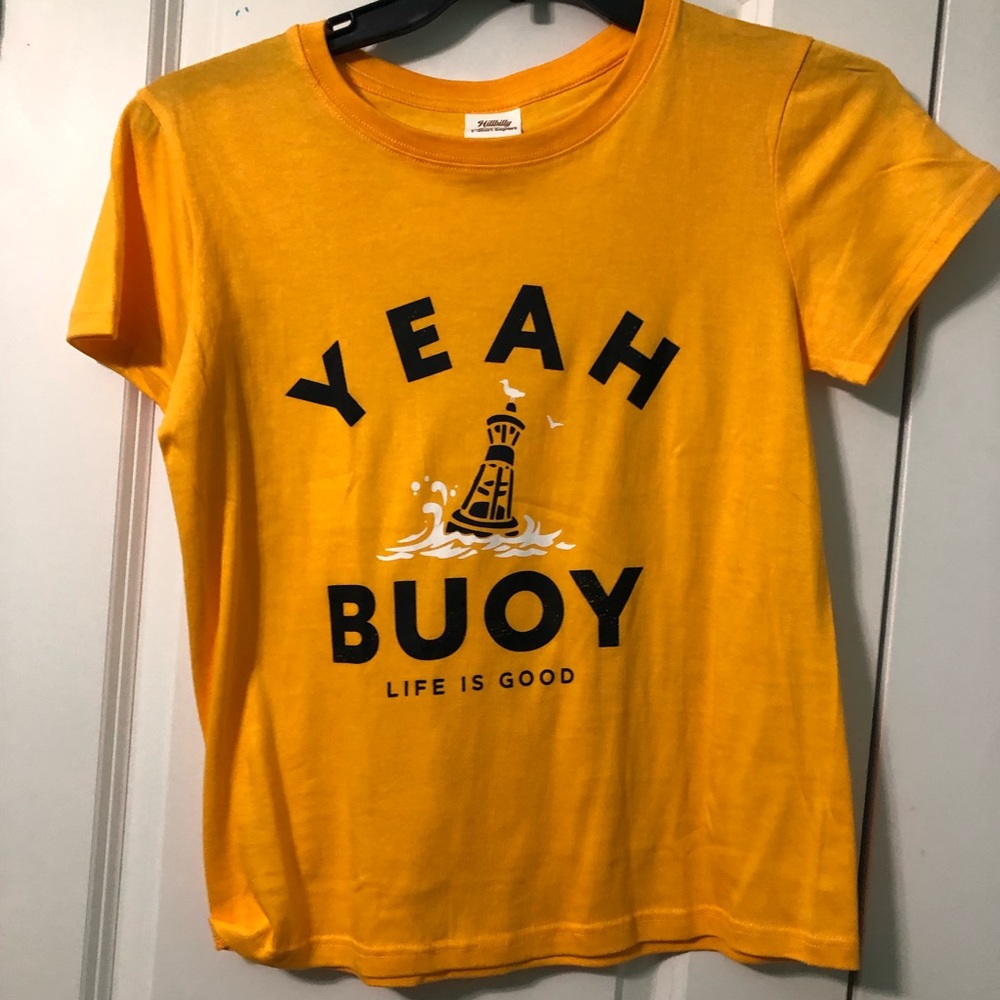 Trendy tee